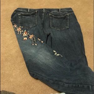 Silver skinny jeans.  Size 18 runs big. Euc